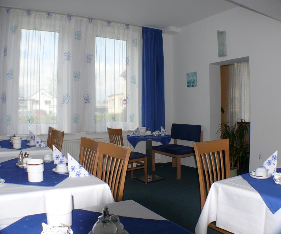 Hotel Garni - Haus Gemmer 코부르크 외부 사진